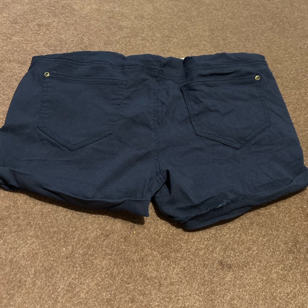 Times two large navy blue shorts, maternity 2 back pockets 3 front pocket